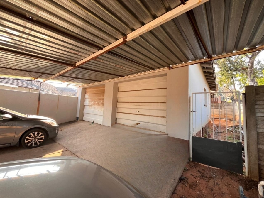 4 Bedroom Property for Sale in Protea Park North West